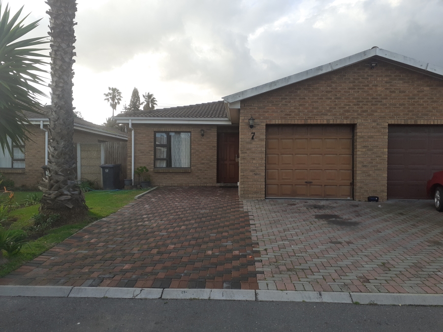 3 Bedroom Property for Sale in Parow Valley Western Cape